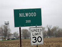 USA - Nilwood IL - Town Sign (10 Apr 2009)